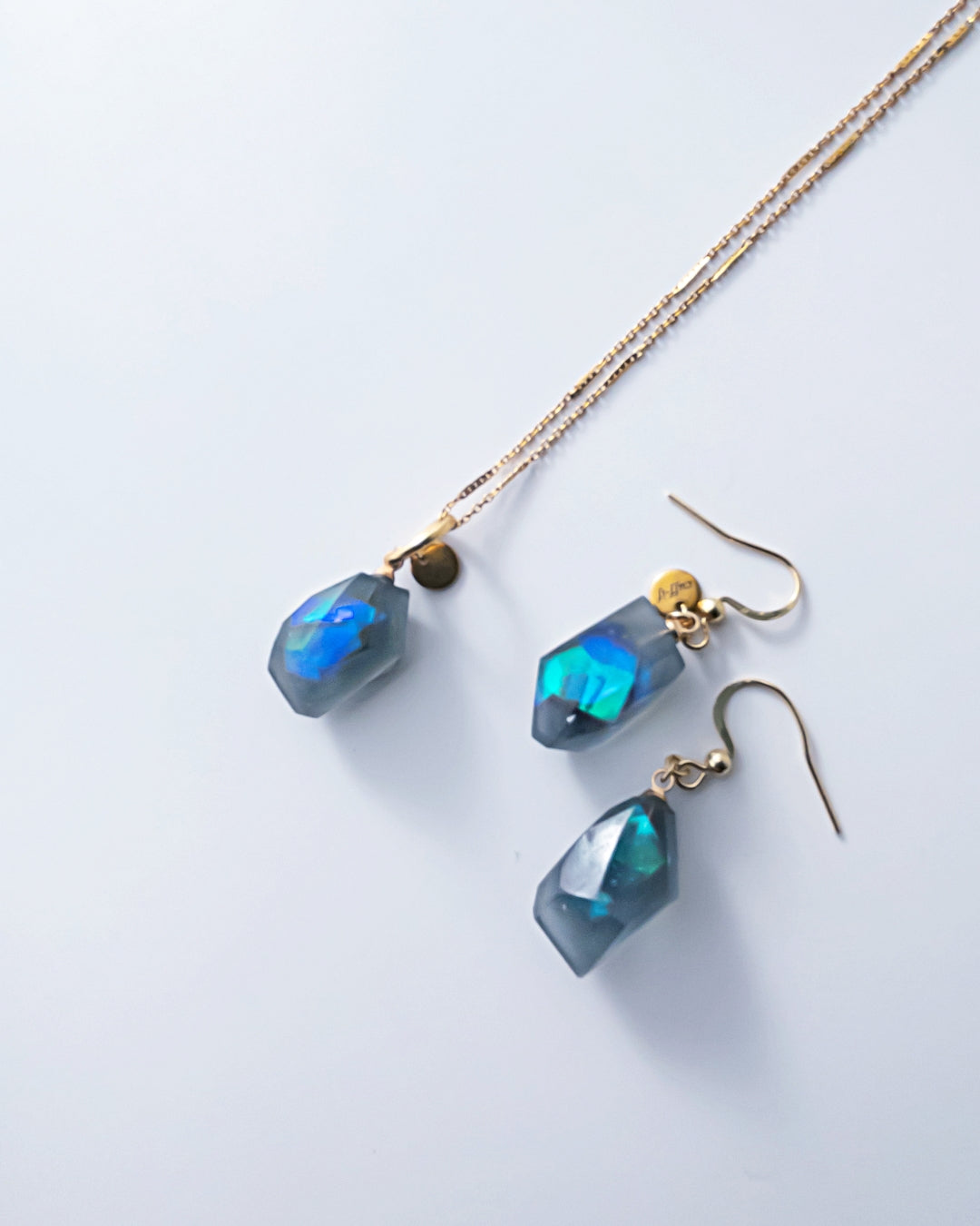 Frames Dangle Earrings / Fragment /Alice in Wonderland_Frost Blue-Gray 7-c