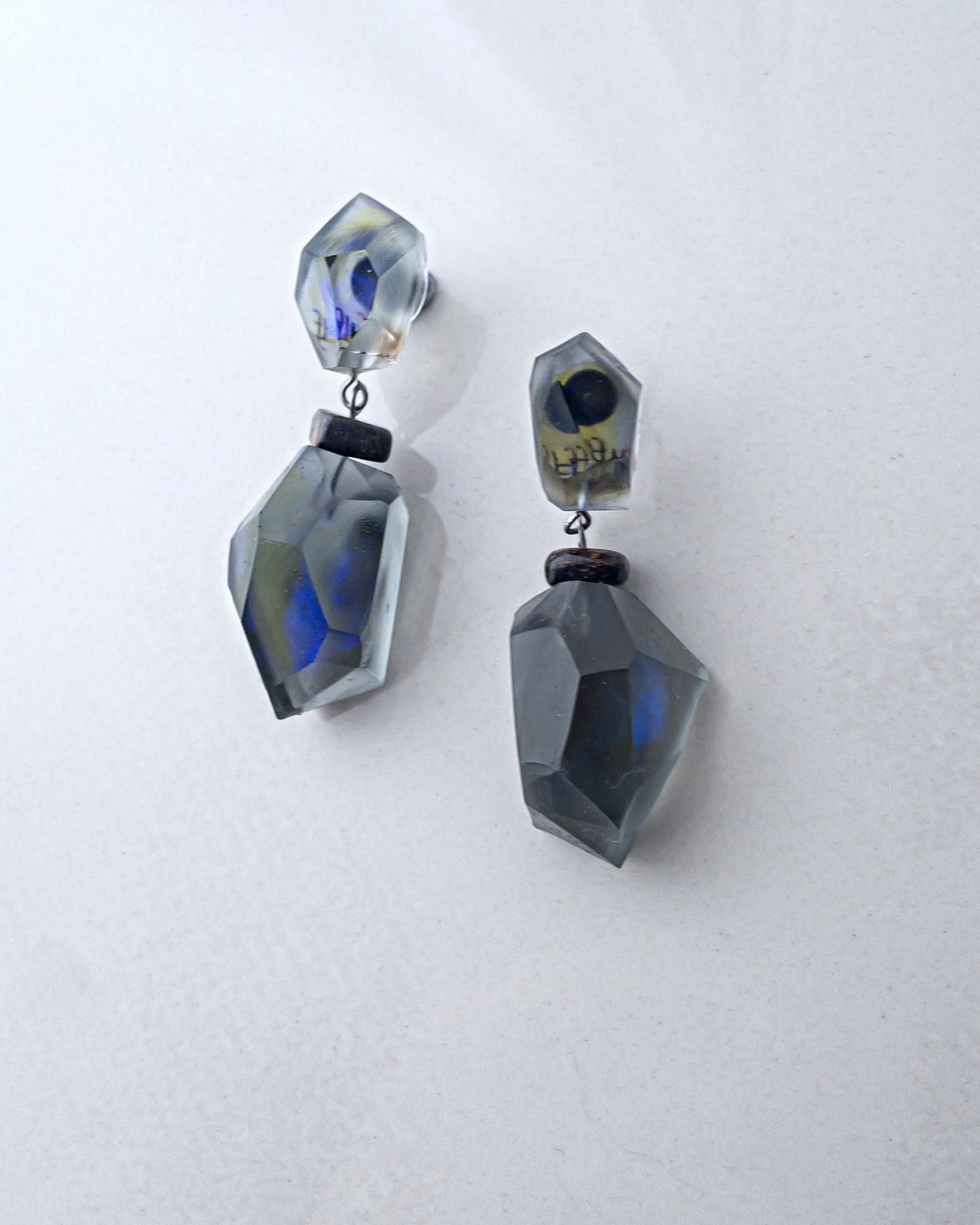 Frames Volume Earrings / Fragment / Hydrangea Dreamscape 1-c M