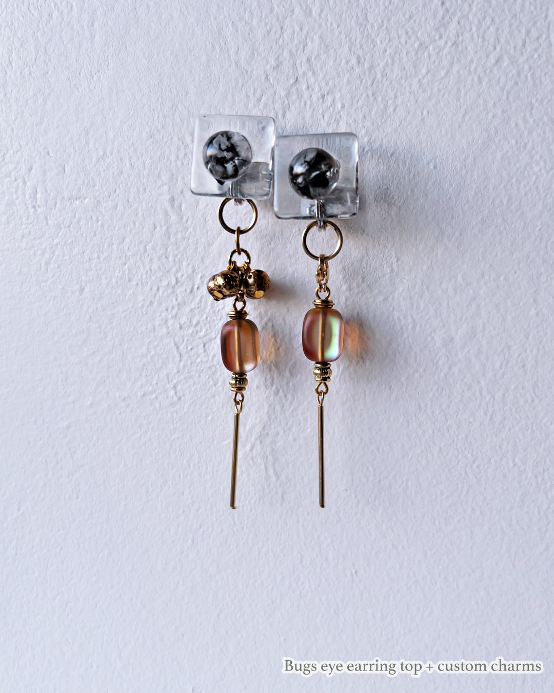 Bugs Eye 2way Earrings / Interchangeable / Macro View-Black Shell