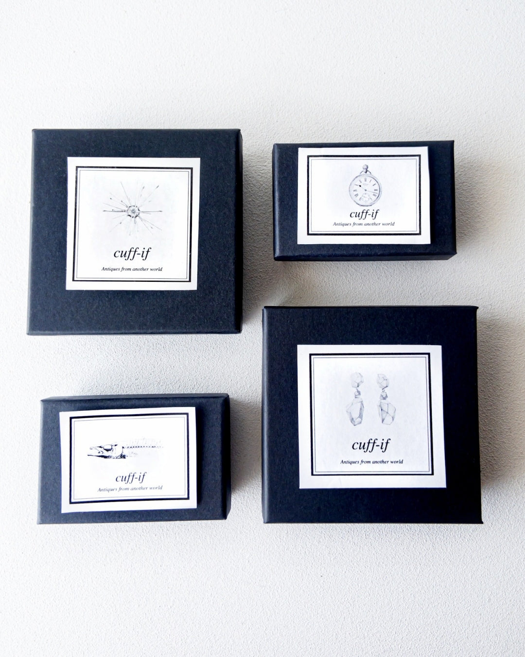 Frames Dangle Earrings / Fragment /Alice in Wonderland_Frost Blue-Gray 7-c