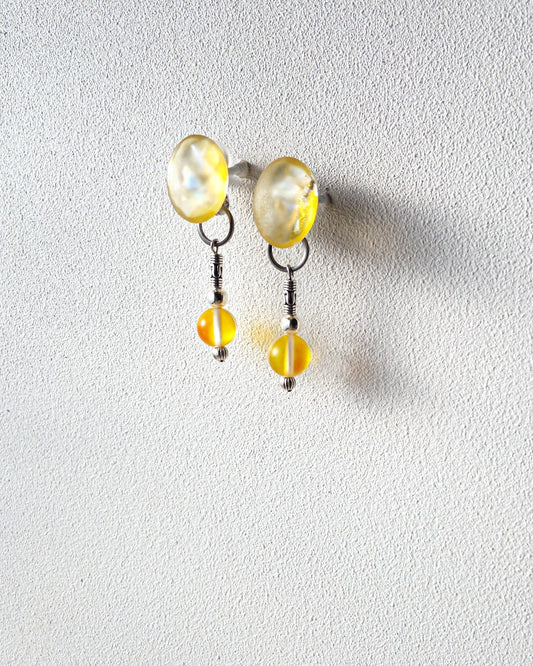 Dew drops-waterlily 2way earrings/ Interchangeable / clear yellow