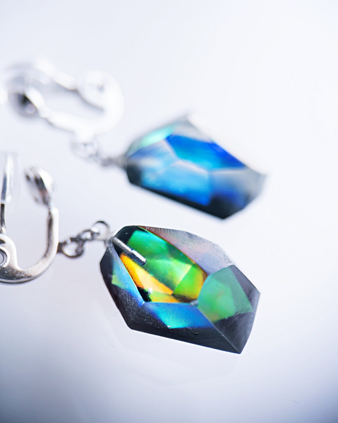 Frames Dangle Earrings/ Fragment / Floating Prism 1-c