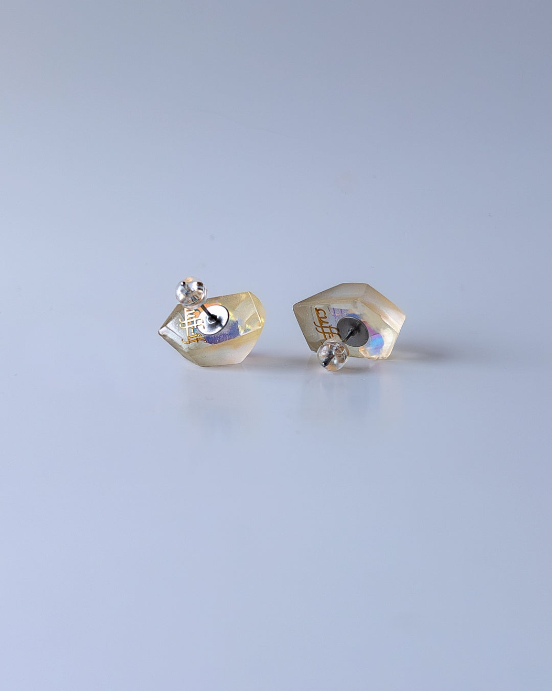 Frames Earrings / Fragment / Interchangeable / Hydrangea Dreamscape-Faded Mirage Frost
