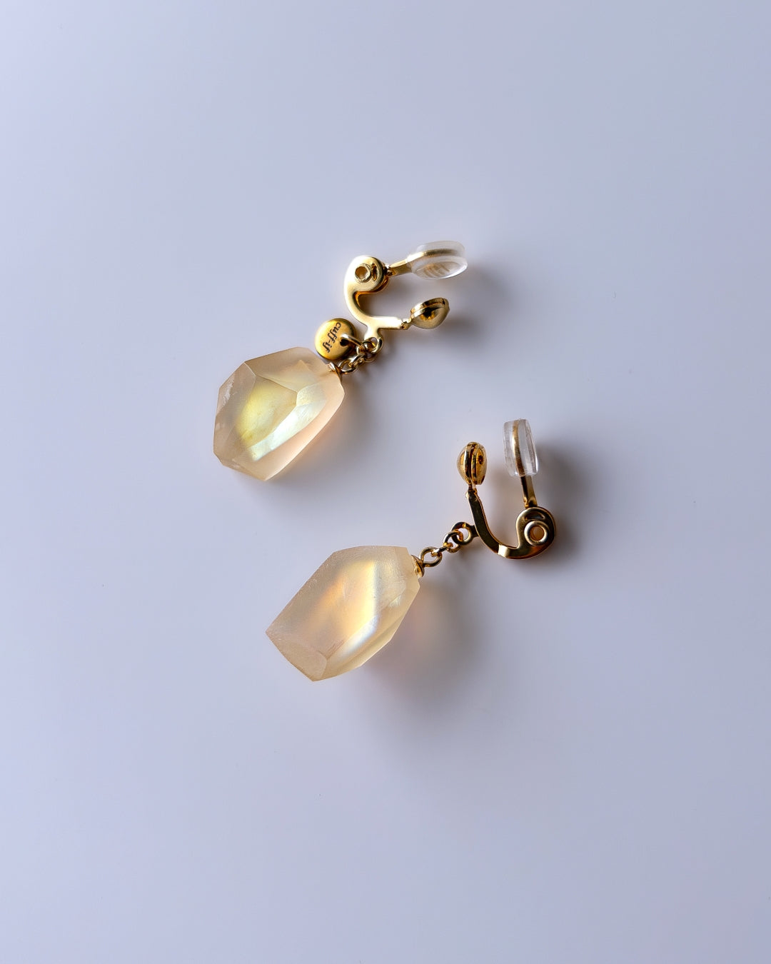 Frames Dangle Earrings / Fragment / Hydrangea Dreamscape-Faded Mirage Frost