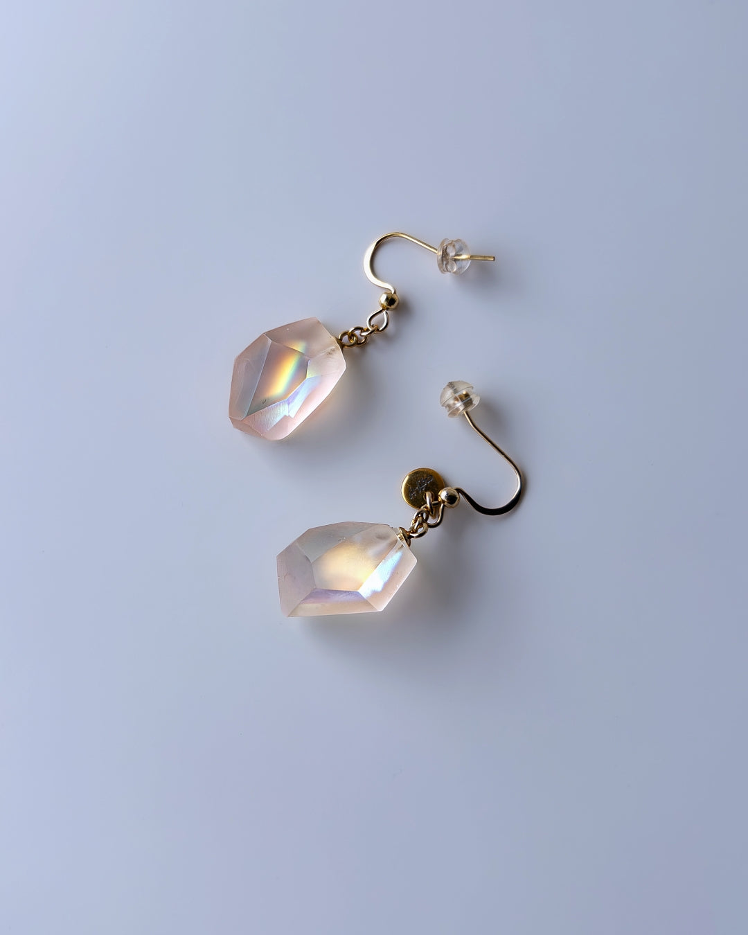Frames Dangle Earrings / Fragment / Hydrangea Dreamscape-Faded Mirage Frost