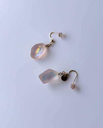 Frames Dangle Earrings / Fragment / Hydrangea Dreamscape-Faded Mirage Frost