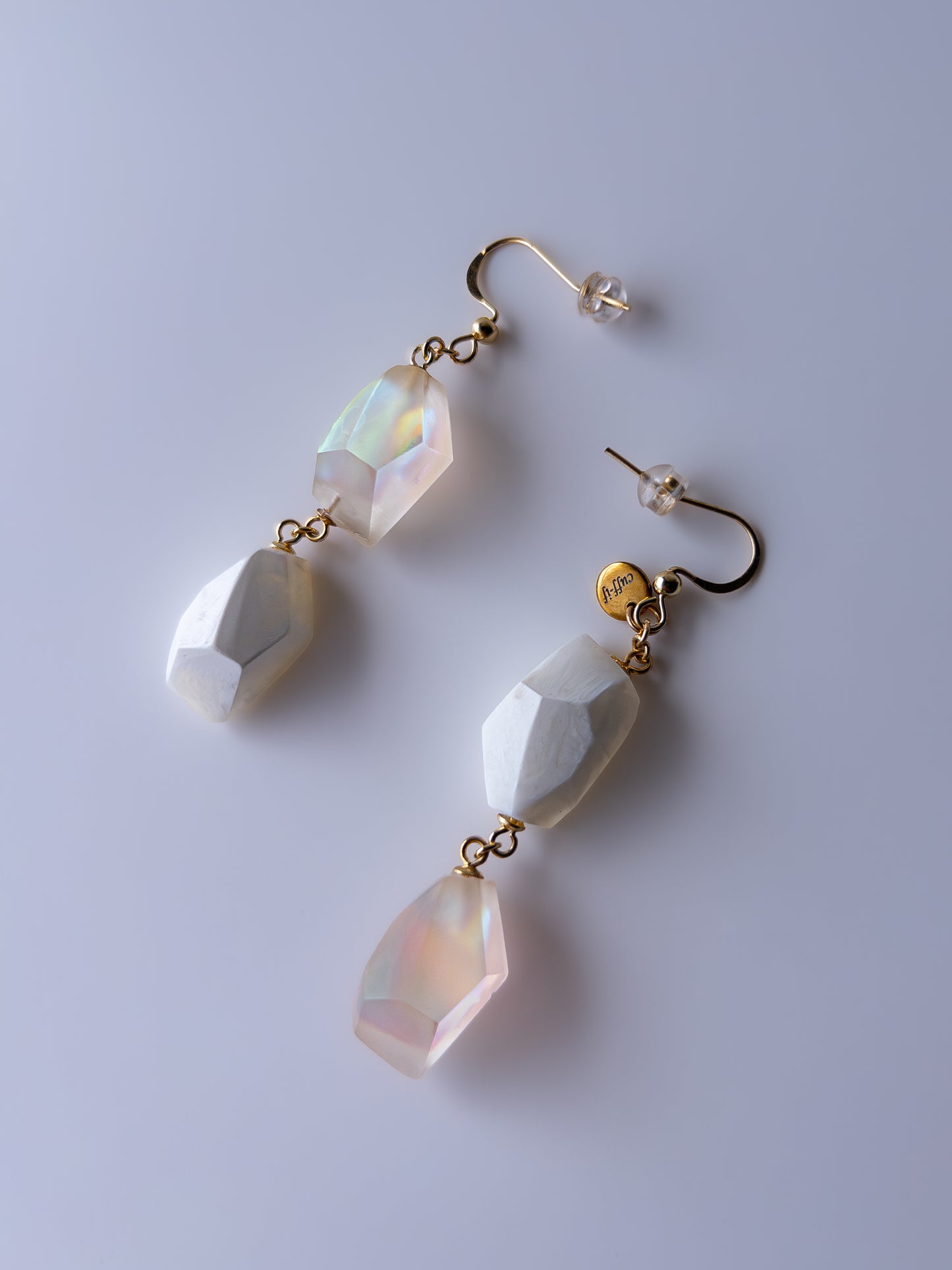 Frames Dangle Earrings / Fragment / Hydrangea Dreamscape-Faded Mirage Frost