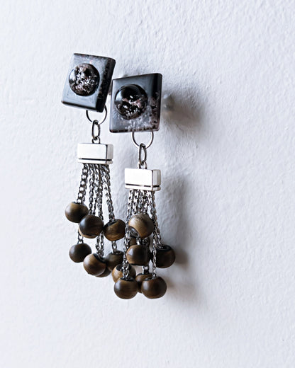 Bugs Eye 2way Earrings / Interchangeable / Macro View