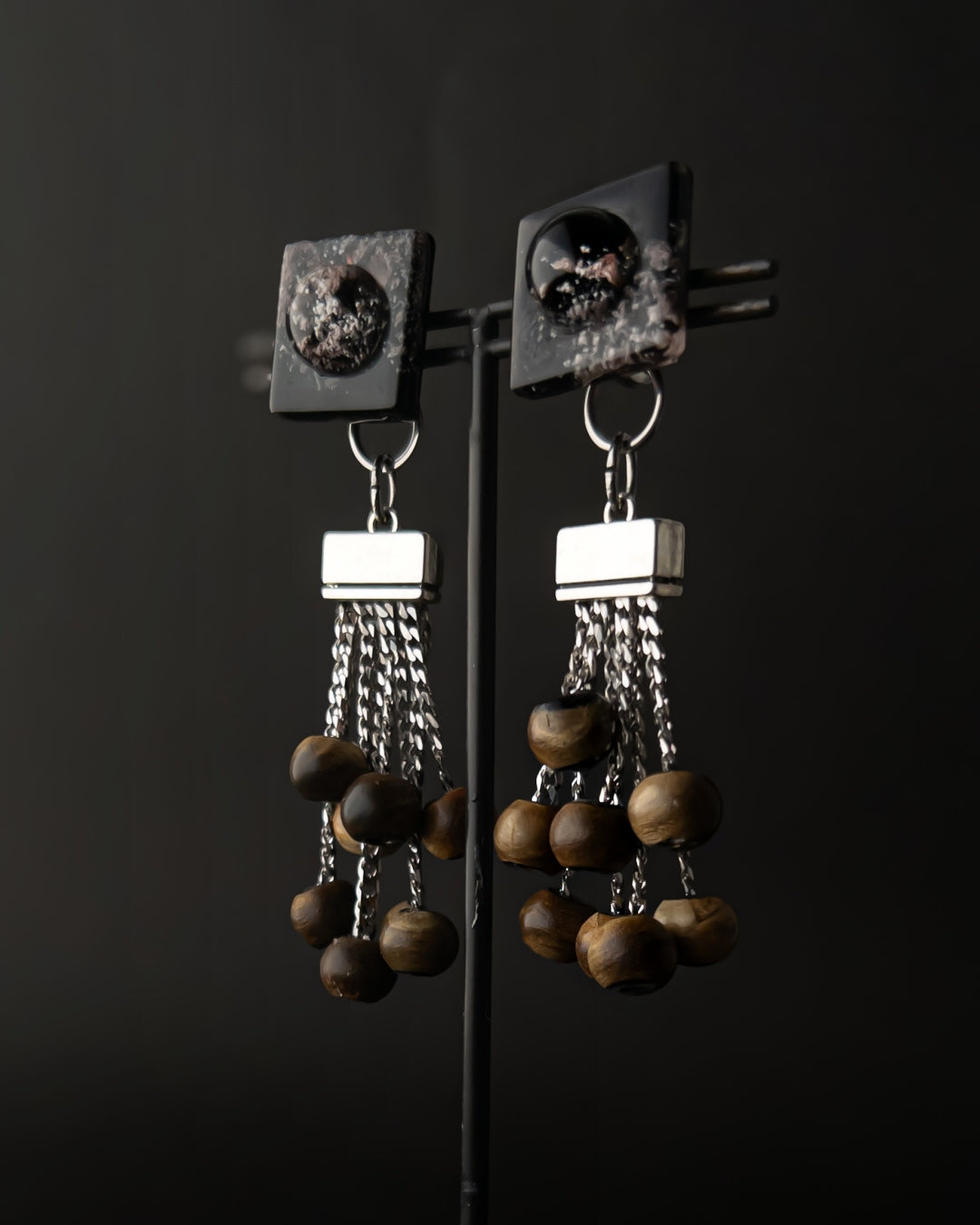 Bugs Eye 2way Earrings / Interchangeable / Macro View