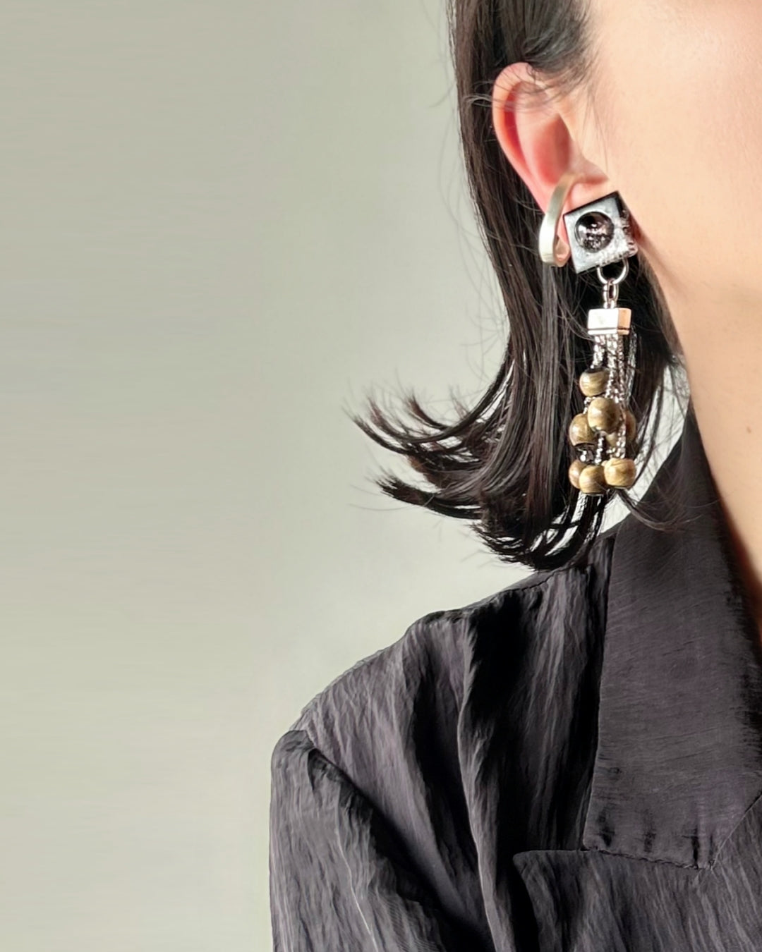 Bugs Eye 2way Earrings / Interchangeable / Macro View