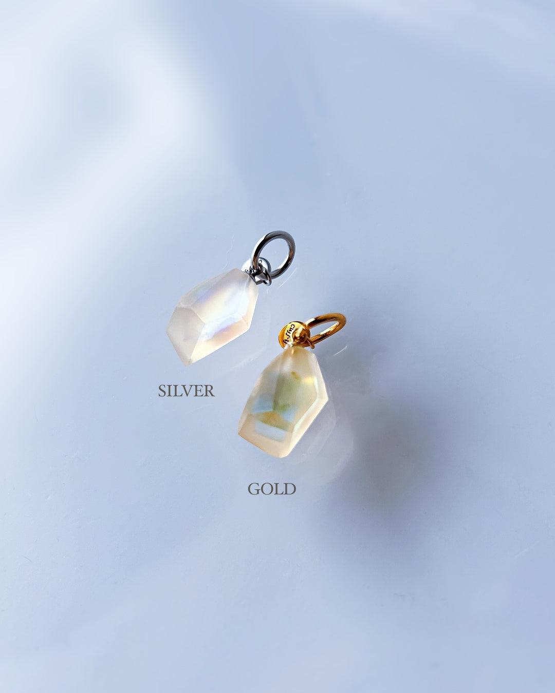Frames 着せ替えチャーム / Fragment / Interchangeable / Hydrangea Dreamscape-Faded Mirage Frost