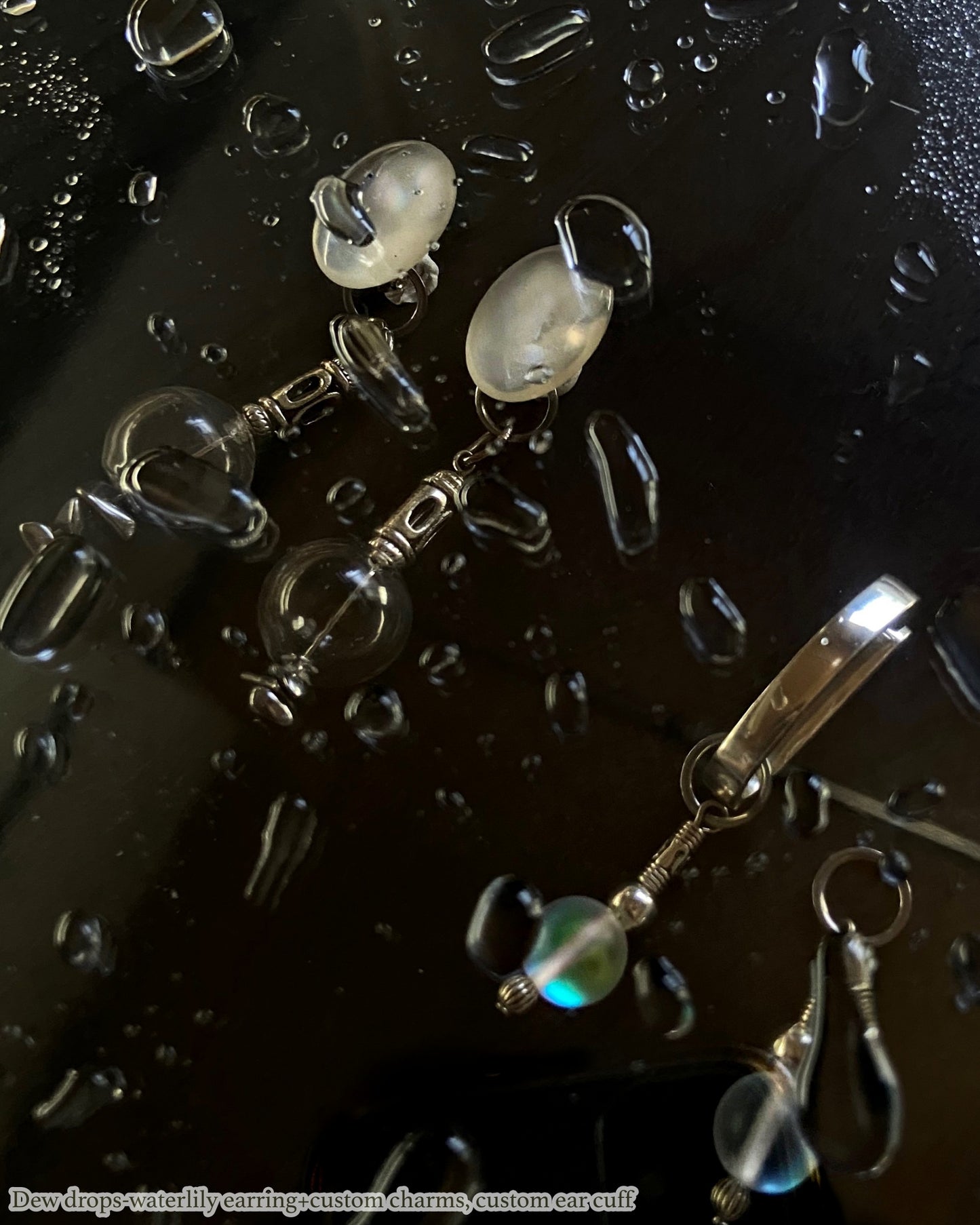 Dew drops-waterlily 2way earrings/ Interchangeable/ clear white