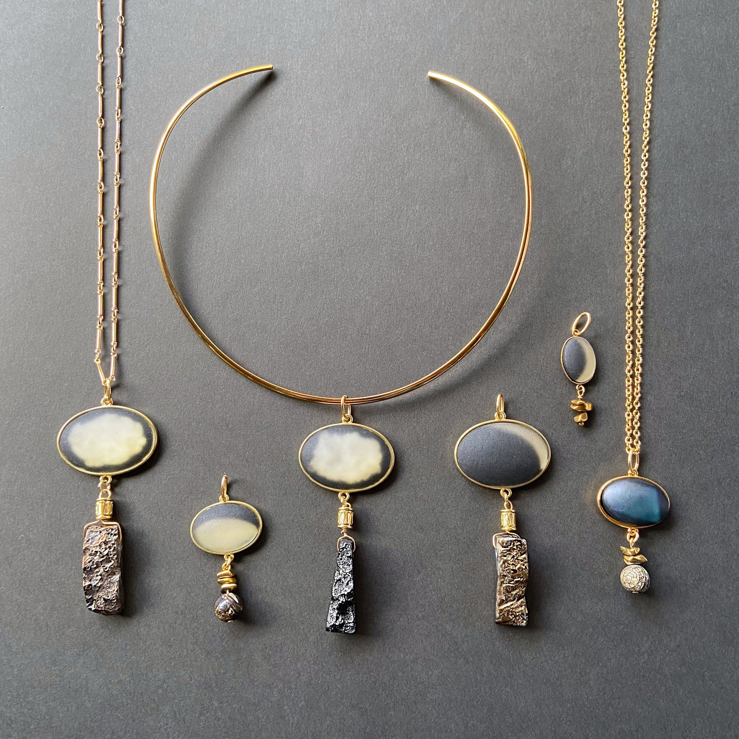 Galaxy necklace /full moon/ Interchangeable / full moon_gold L